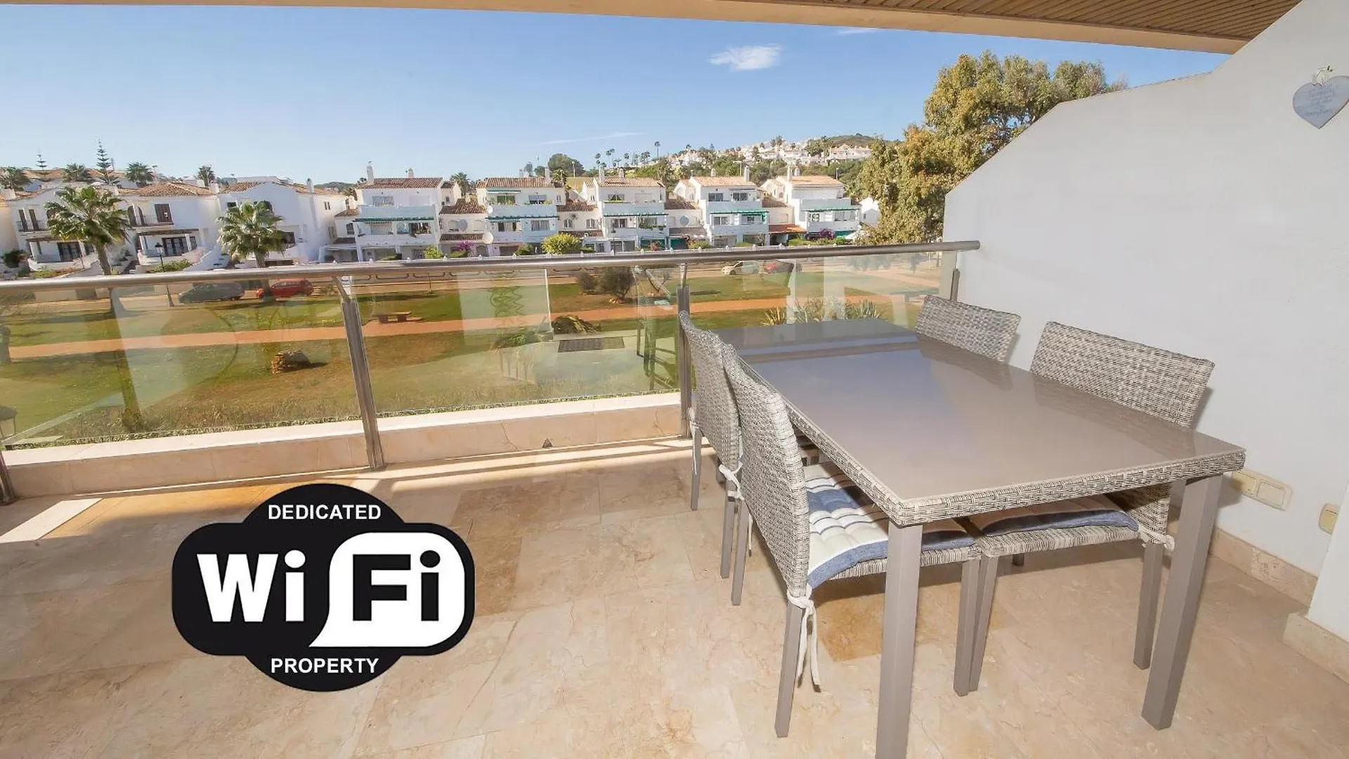 Marina Del Castillo 125 location